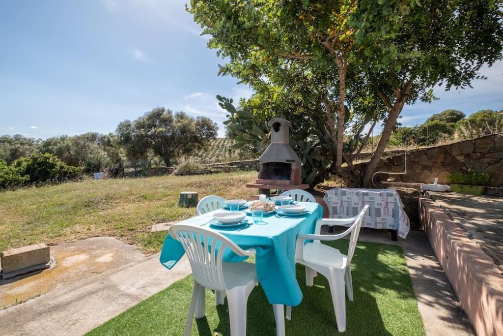 Mare A 4 Minuti AutoCasa/Giardino E Wifi Budoni Exterior photo